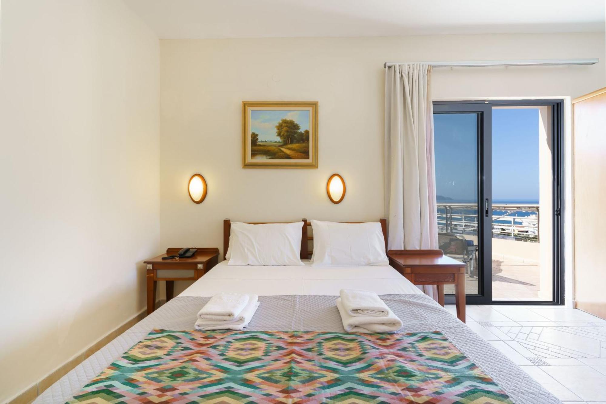 Sunrise Suites & Apartments Kalyves Room photo