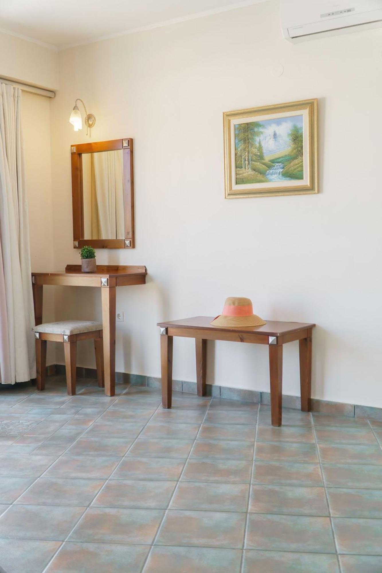 Sunrise Suites & Apartments Kalyves Room photo