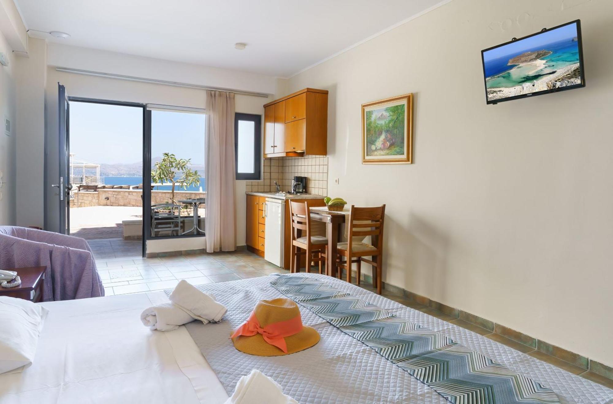 Sunrise Suites & Apartments Kalyves Room photo